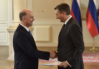 Borut Pahor in novi ruski veleposlanik Timur Rafailovič Ejvazov.