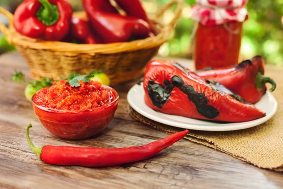 Pri nakupu moramo biti pozorni, da je paprika dovolj čvrsta in ni razpokana.